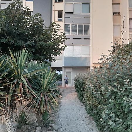 Ground Floor Studio With Access To Beach And Pool Le Barcarès Chambre photo
